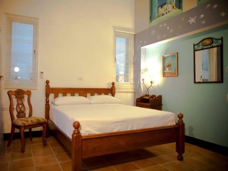 Bed and Breakfast Alongs Garden à Heng-ch'un Extérieur photo